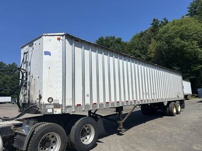 Peerless Live Floor Trailer