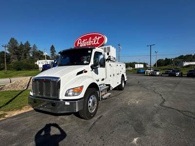 Peterbilt 537 Mechanic / Service Truck - Paccar, 330HP, 6 Speed Allison Rds Automatic