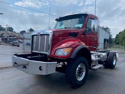 Peterbilt 548 Plow / Spreader Truck - Paccar, 330HP, 6 Speed Amt