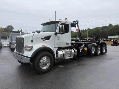 Peterbilt 567 Roll Off Truck - Cummins, 565HP