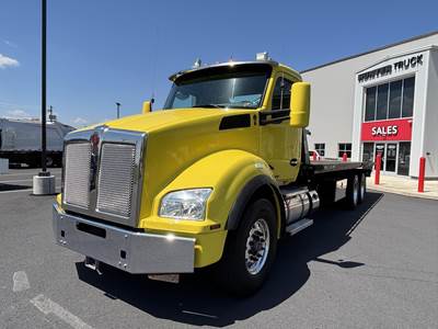 Kenworth T880 Rollback Tow Truck - Cummins, 500HP, 10 Speed Manual