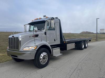 Peterbilt 348 Tandem Axle Rollback Tow Truck - Paccar, 350HP, 6 Speed Allison Rds Automatic