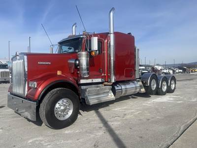 Kenworth W900 Tri Axle Sleeper Semi Truck - 72" Mid Roof Sleeper, Cummins 605HP, 18 Speed Manual
