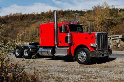 Peterbilt 389 Sleeper Semi Truck - Flat Top Sleeper, Cummins 505HP, 10 Speed Manual