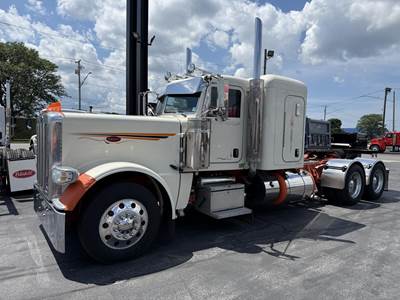 Peterbilt 389 Sleeper Semi Truck - 58" Flat Top Sleeper, Cummins 565HP, 18 Speed Manual