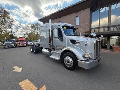 Peterbilt 567 Sleeper Semi Truck - Mid Roof Sleeper, Paccar 455HP, 12 Speed Endurant Amt
