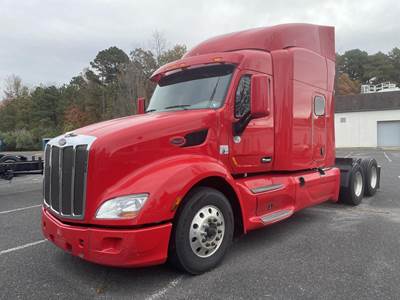 Peterbilt 579 Sleeper Semi Truck - 80" Raised Roof Sleeper, Paccar 455HP, 12 Speed Endurant Amt
