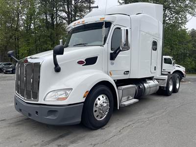 Peterbilt 579 Sleeper Semi Truck - 80" Raised Roof Sleeper, Paccar 455HP, 10 Speed Manual