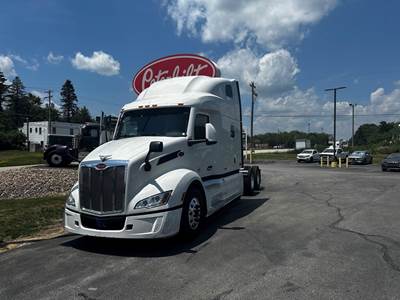 Peterbilt 579 Sleeper Semi Truck - 80" Raised Roof Sleeper, Paccar 455HP, 12 Speed Amt