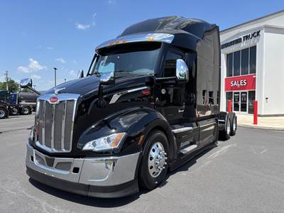 Peterbilt 579 Sleeper Semi Truck - 80" Raised Roof Sleeper, Paccar 455HP, 12 Speed Amt