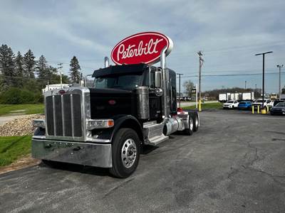Peterbilt 589 Sleeper Semi Truck - 58" Flat Top Sleeper, Cummins 430HP, 18 Speed Manual