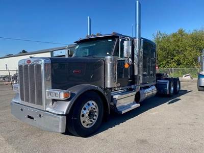 Peterbilt 589 Sleeper Semi Truck - 72" Flat Top Sleeper, Cummins 605HP, 18 Speed Manual