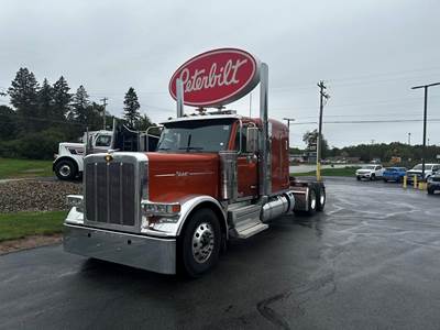 Peterbilt 589 Sleeper Semi Truck - 72" Flat Top Sleeper, Cummins 565HP, 18 Speed Manual