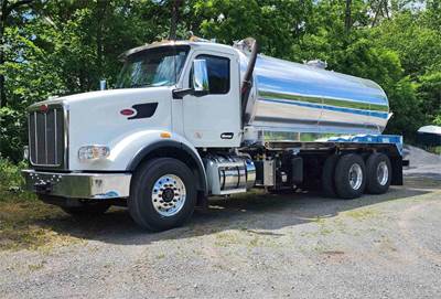 Peterbilt 567 Tandem Axle Vacuum Truck - Paccar, 355HP, 6 Speed Allison Rds Automatic