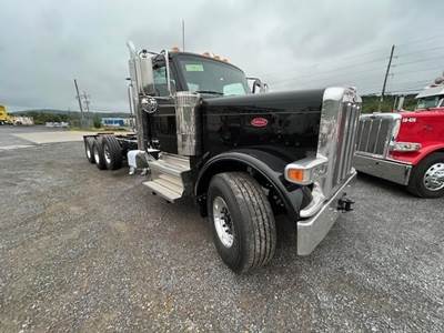Peterbilt 589 Water Truck - 565HP