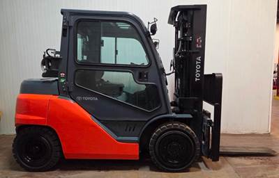 2014 Toyota 8FG35U Pneumatic Tire Forklift