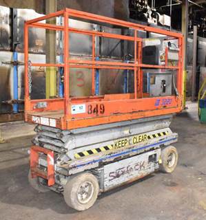 Skyjack SJ3220 Scissor Lift
