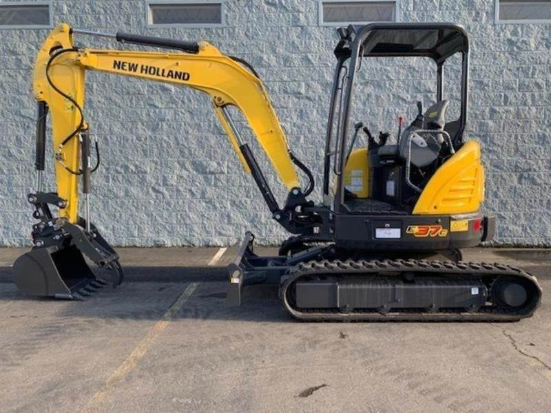 2022 New Holland E37C Mini Excavator 24hp For Sale Salem, OR