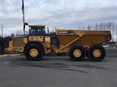 John Deere 410E Articulated Dump Truck