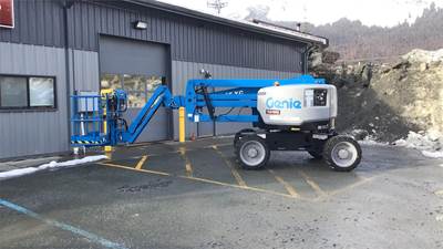 Genie Z45XC Articulating Boom Lift - 45ft Working Height
