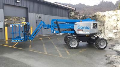 Genie Z45XC Articulating Boom Lift - 45ft Working Height