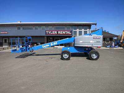 Genie S40 Boom Lift