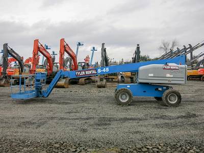 Genie S45 Boom Lift