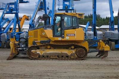 John Deere 750K XLT Dozer