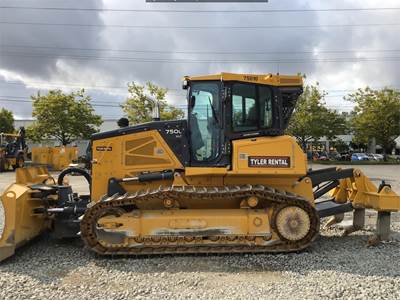 John Deere 750L XLT Dozer