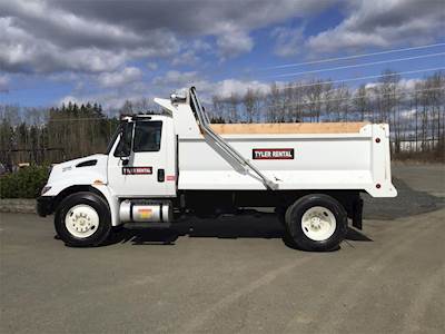 International DuraStar 4300 Single Axle Dump Truck - MAXXFORCE DT 2HP, Automatic