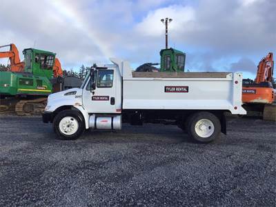 International DuraStar 4300 Single Axle Dump Truck - Automatic