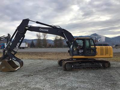 John Deere 210G LC Excavator