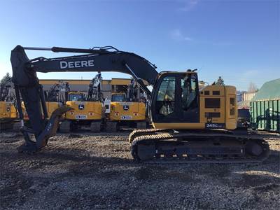John Deere 245G LC Excavator