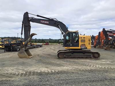 John Deere 245G LC Excavator