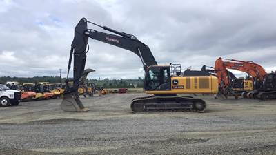 John Deere 350 P-TIER Excavator