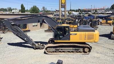 John Deere 350G LC Excavator
