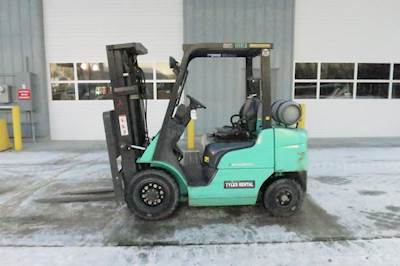 Mitsubishi FG25N 5000 LB Forklift - 15ft Lift Height