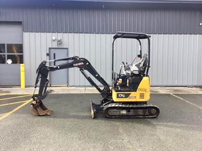 John Deere 17G Mini Excavator