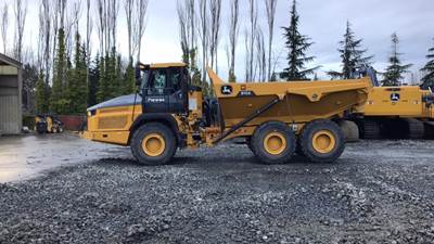 John Deere 310E Off-Highway Truck