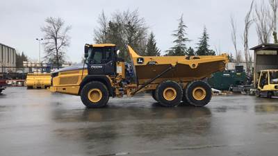 John Deere 310E Off-Highway Truck