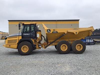 John Deere 310E Off-Highway Truck