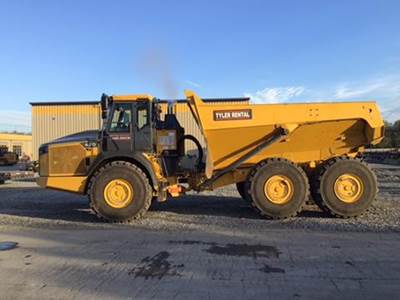 John Deere 460 P-TIER Off-Highway Truck