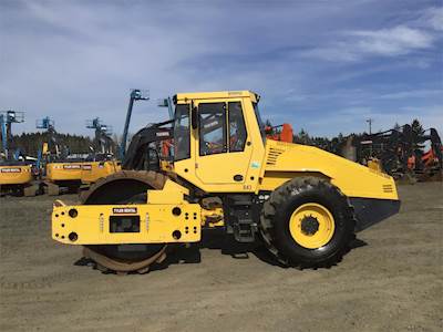 BOMAG BW213PDH Padfoot Roller Compactor