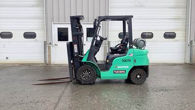 Mitsubishi FG25N Pneumatic Tire Forklift - 5000lb Capacity, 15ft Lift Height