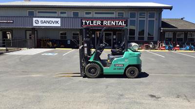 Mitsubishi FG25N Pneumatic Tire Forklift - 5000lb Capacity