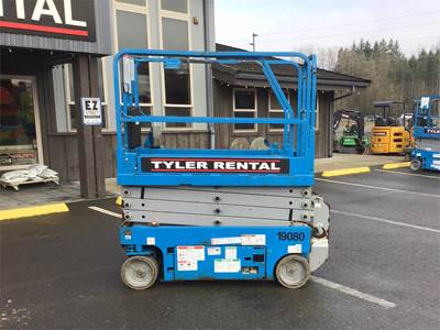 Genie GS-1930 Scissor Lift - 25ft Working Height