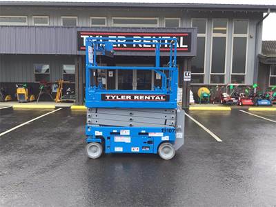 Genie GS-1932 Scissor Lift - 25ft Working Height