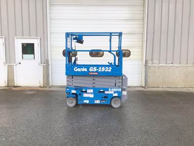 Genie GS-1932 Scissor Lift - 19ft Working Height