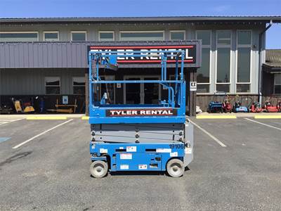 Genie GS-1932 Scissor Lift - 25ft Working Height