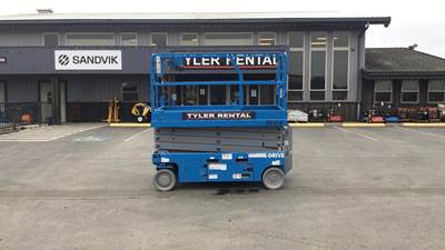 Genie GS-2646 Scissor Lift - 32ft Working Height